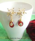 Snowflake with red kundan