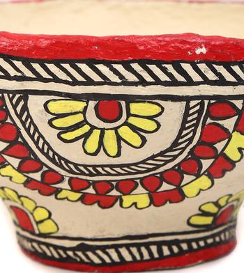 Multicolor Paper And Paints Home Accessories 2