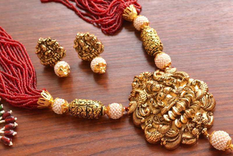 Temple Jewellery with pearl & semi-precious stone Grand gold plated Necklace Set