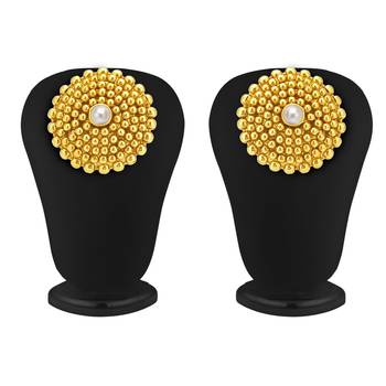 Dazzling Gold Plated Earring For Women 2