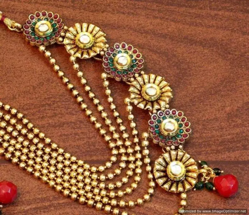 Stylish ethnic half and half pearl polki necklace set