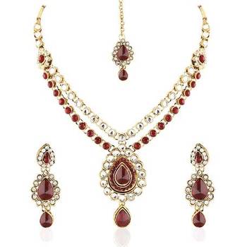 Attactive Maroon Stone Gold Finishing Necklace Set With Maang Tikka 2