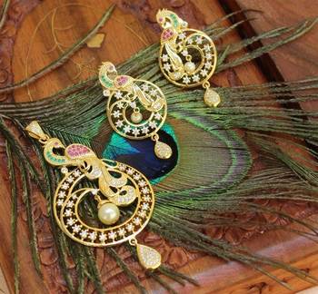Multicolor American Diamonds Agate Pendants 1