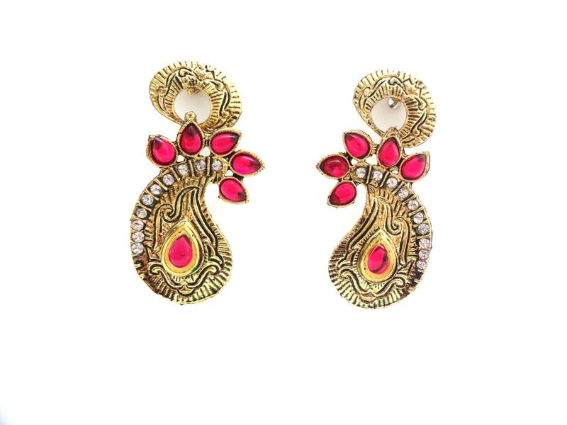 Gold plated Red stone earring SB Fashions 925950