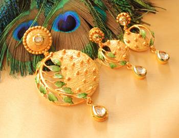 Royal 1 Gram Goldplated Kundan Pendant Set 1