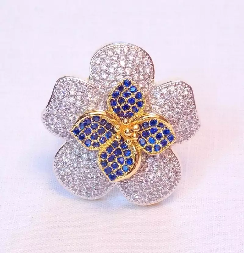 FINE CZ SAPPHIRE STUDED RING