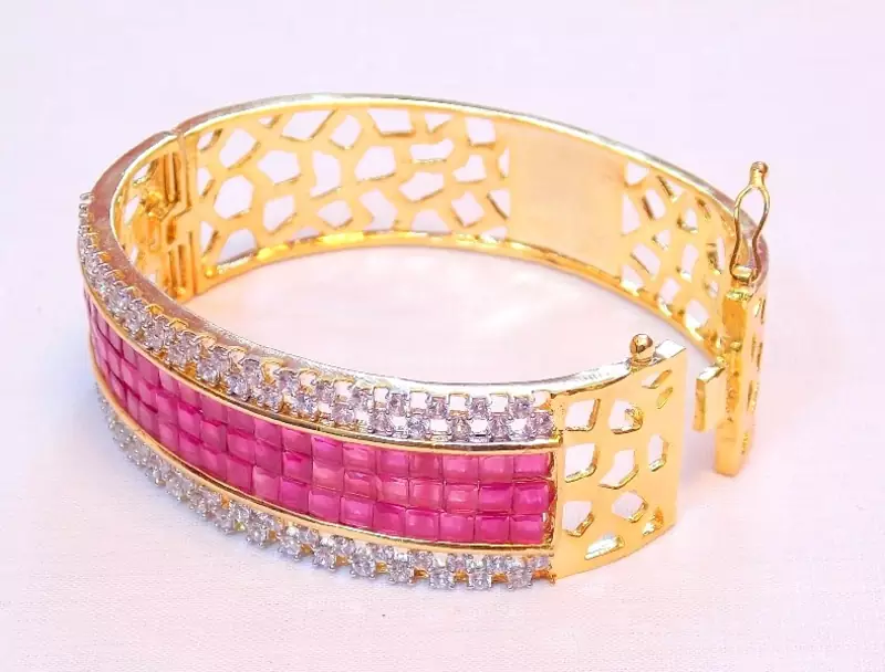 FINE AD RUBY studded bangle BRACELET