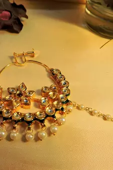 Elegant Kundan Spring Nosering