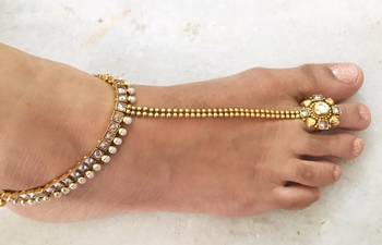 Gold Diamond anklets 1