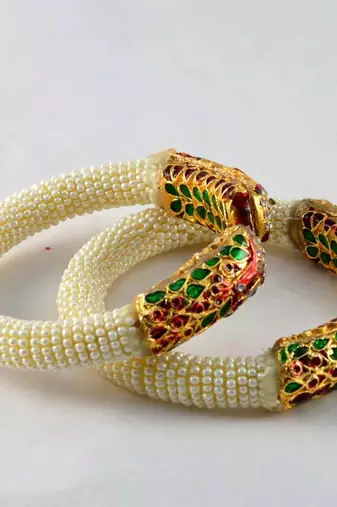 Elegant Strechable Bangles