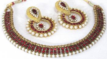 Antic Maroon stone polki necklace set 1