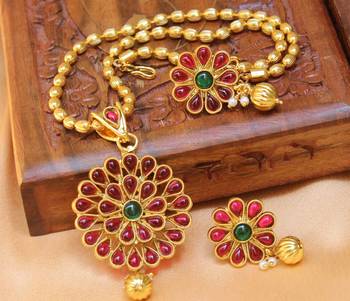 Gorgeous Designer Gold Plated Pendant Set 1