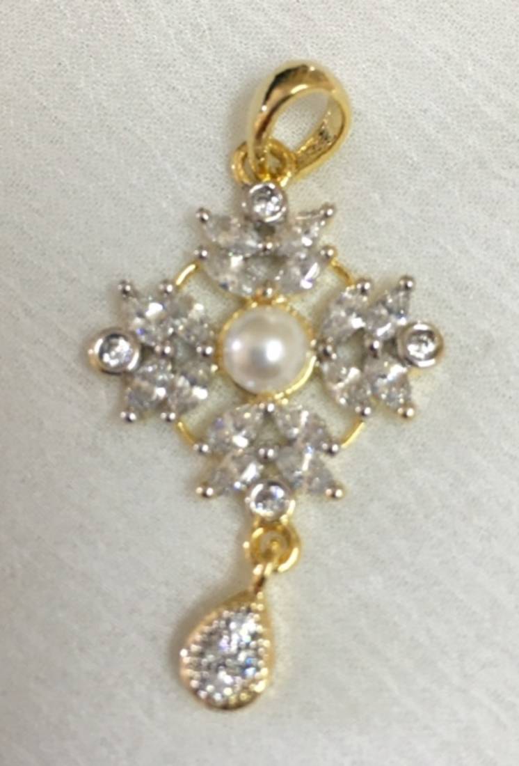 American diamond pendant set