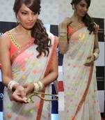 Bipasha Basu In White Saree At Maya Jewels Gitanjali Inauguration Saree