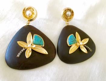 Wooden earrings 1