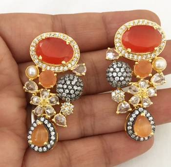 Lovely cocktail Earrings 1
