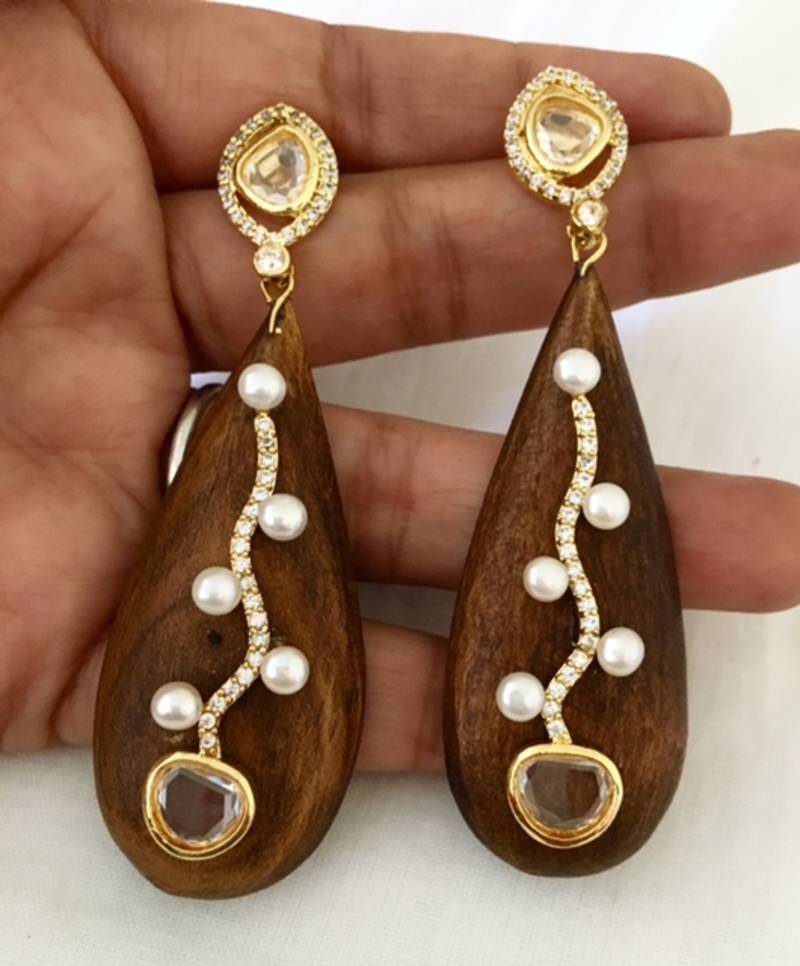 Wooden earrings