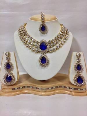 Three Chain Crystal Necklace Set in Royal Blue Color 1