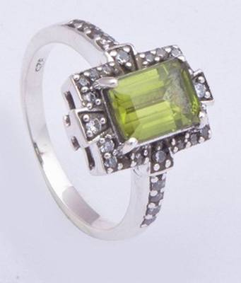 Silver Peridot   Rings 1