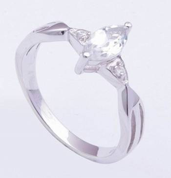 Sterling Silver Ring With White Topaz Gemstone 1