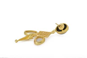 Golden Earrings with Black Onex Rainbow Stones 4