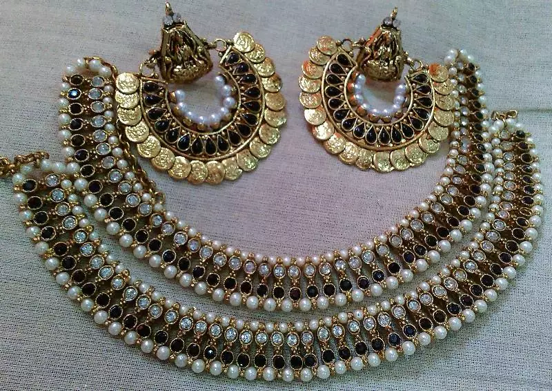 Designer Black colour Anklets & Black colour Ram Leela Earings