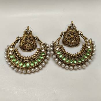 Ram Leela Pearl Earings with Light Green Stone 1