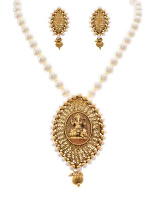 Sinfully Desirable Gold Designer Temple Necklace / Jewellery set embellished with Pearls for Girls & Women. 1