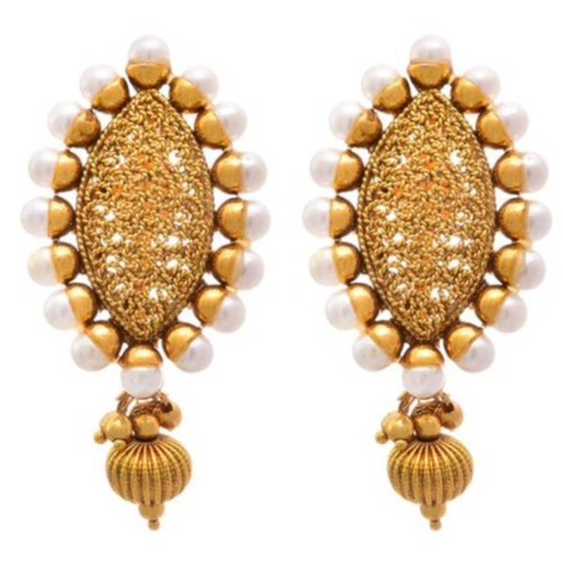 Sinfully Desirable Gold Designer Temple Necklace / Jewellery set embellished with Pearls for Girls & Women.