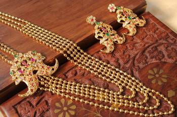 Gorgeous Cz Ruby Emerald Short Haar Set 1