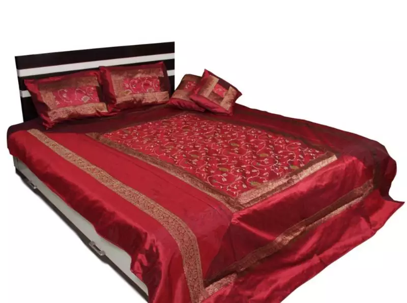 Maroon Embroidery Bed Cover Set