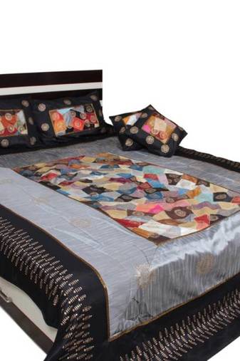 Silver Black Designer Bedsheet set