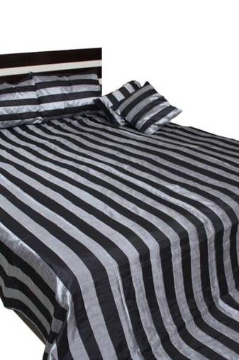 Stripes Design Bedcover Set