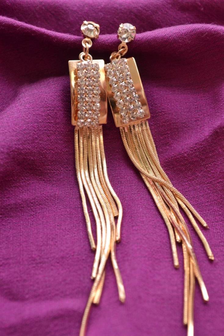 Long Tinkling Pretty Earrings