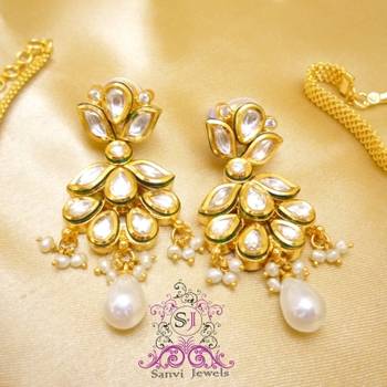 Kundan Meenakari Pearl Choker Necklace 3