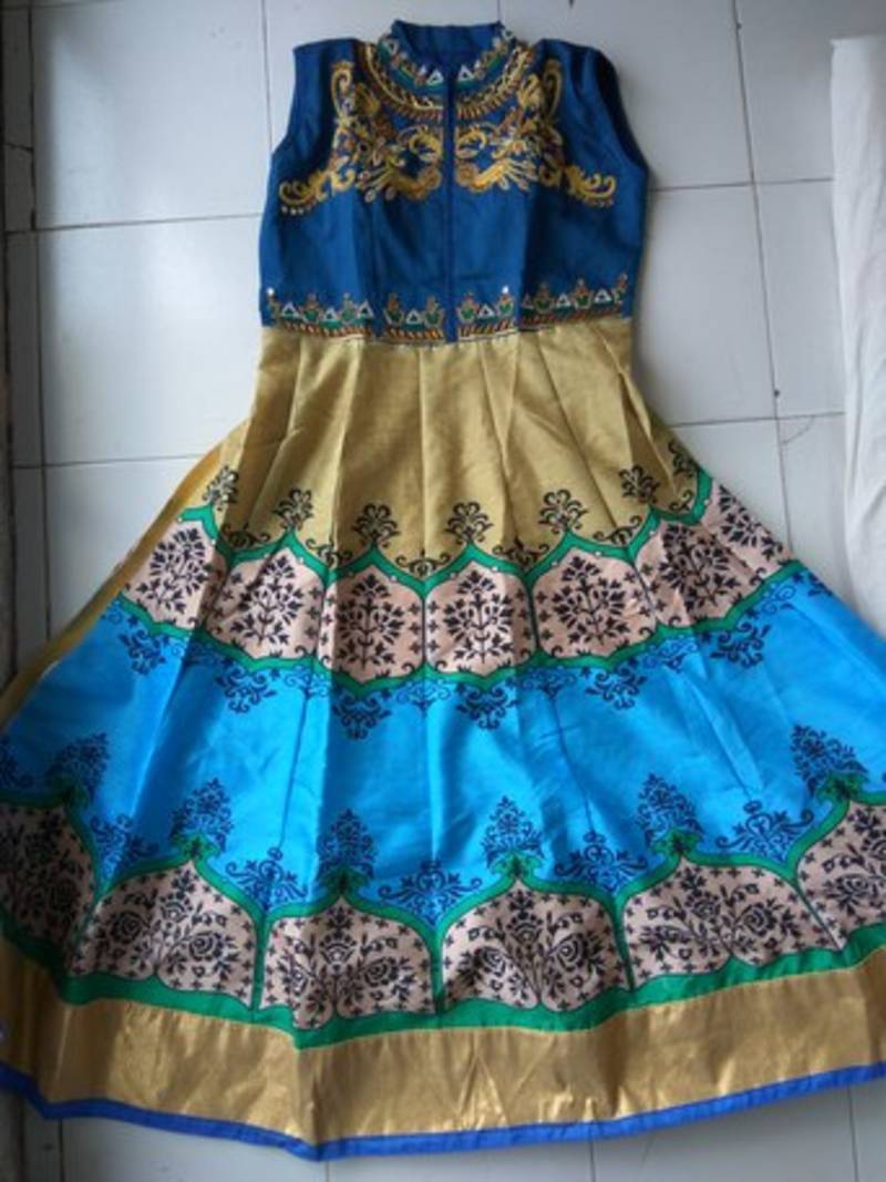 Multicolor bangalore silk printed semi stitched party wear gown