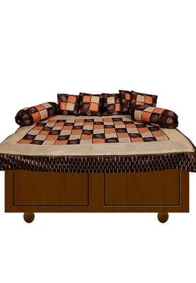 Amazing Furniture matching diwan set 1