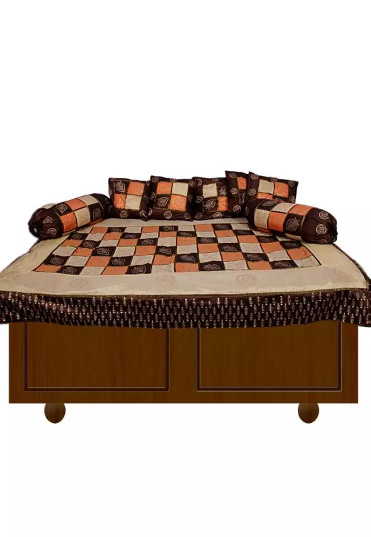 Amazing Furniture matching diwan set