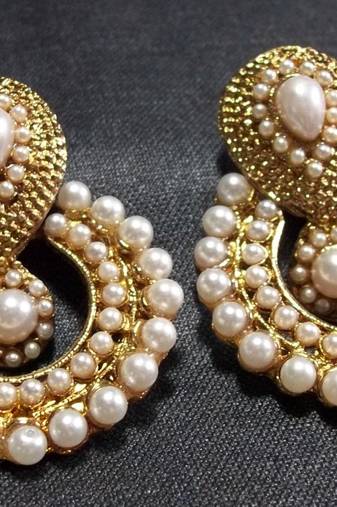 white pearl polki earrings
