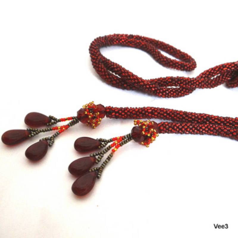 Red lariat