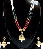 Necklace in pearl clusters and meenakari