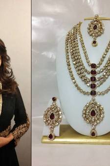 Famous Bollywood Replica Jewelry Set in Maroon with Pearls