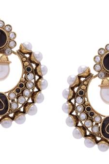 Beautiful Round Hangings