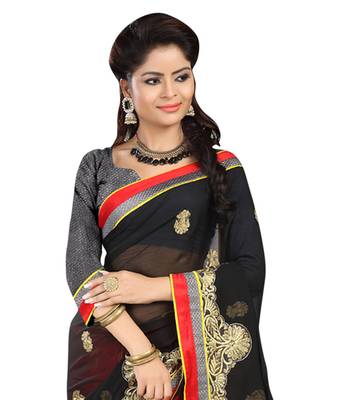 Black embroidered Jacquard saree With Blouse 2