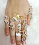 Fine Ad Five Finger Ring