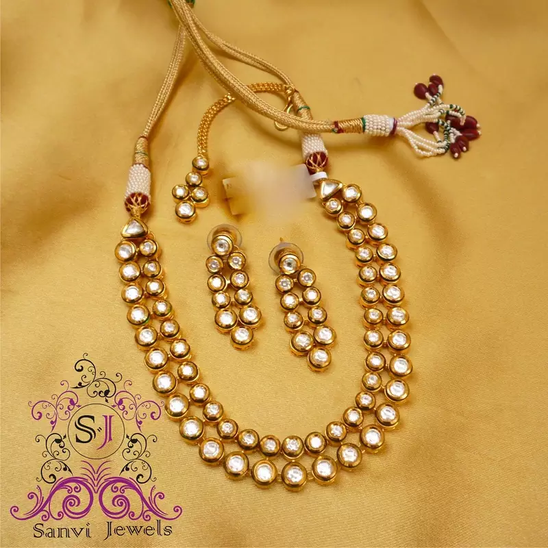 Round Kundan Meena Necklace