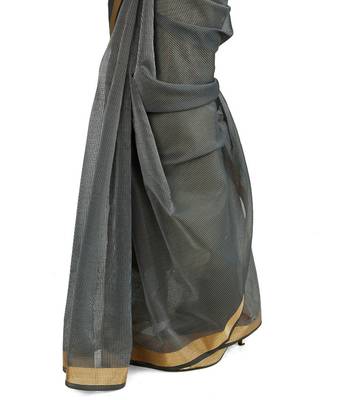 Grey Embroidered Cotton Saree With Blouse 4