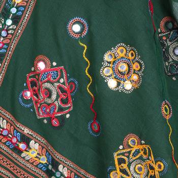 Green cotton embroidered dupatta 2