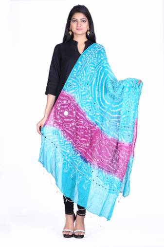 Green cotton embellished bandhej dupatta