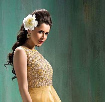 Yellow net embroidered semi stitched salwar with dupatta 2